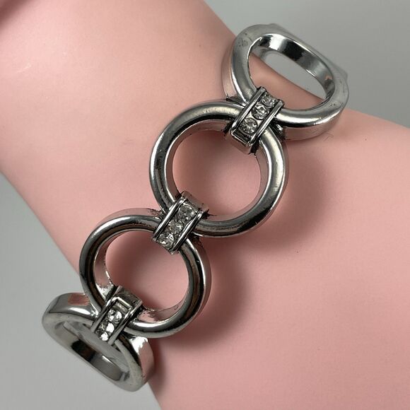 Silver Tone Metal White Glass Rhinestone Circle Clamper Hinged Bangle Bracelet - Picture 1 of 7